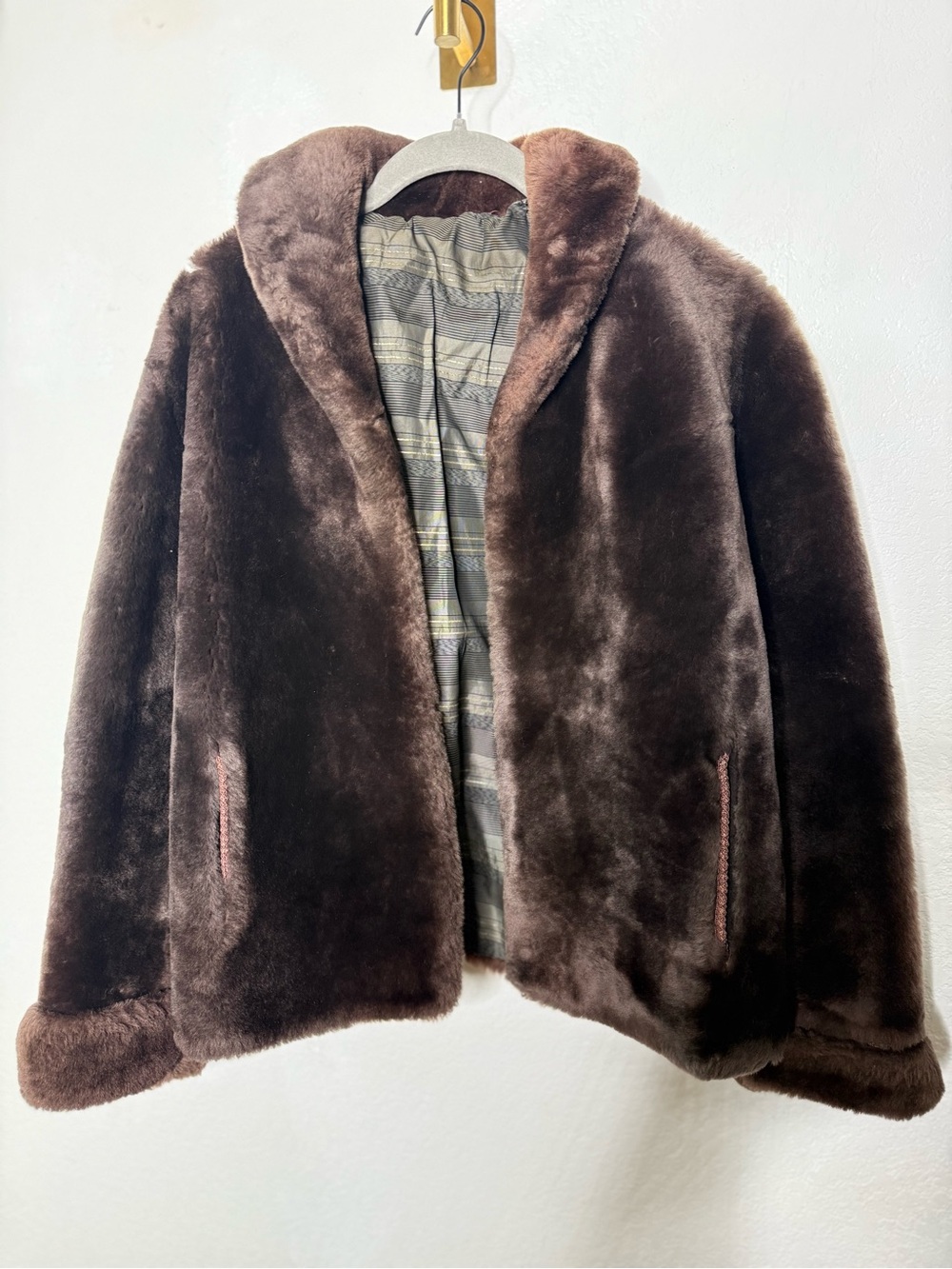 60’s Chocolate Brown Fur Short Jacket Solid Lined Hook & Eye L Regular